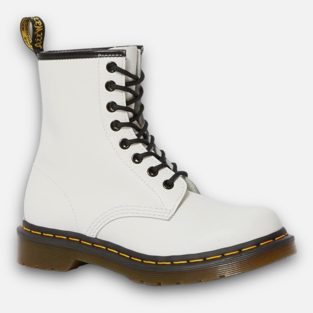 Dr Martens 1460 White Smooth Leather Lace Up Boots Size 7 US